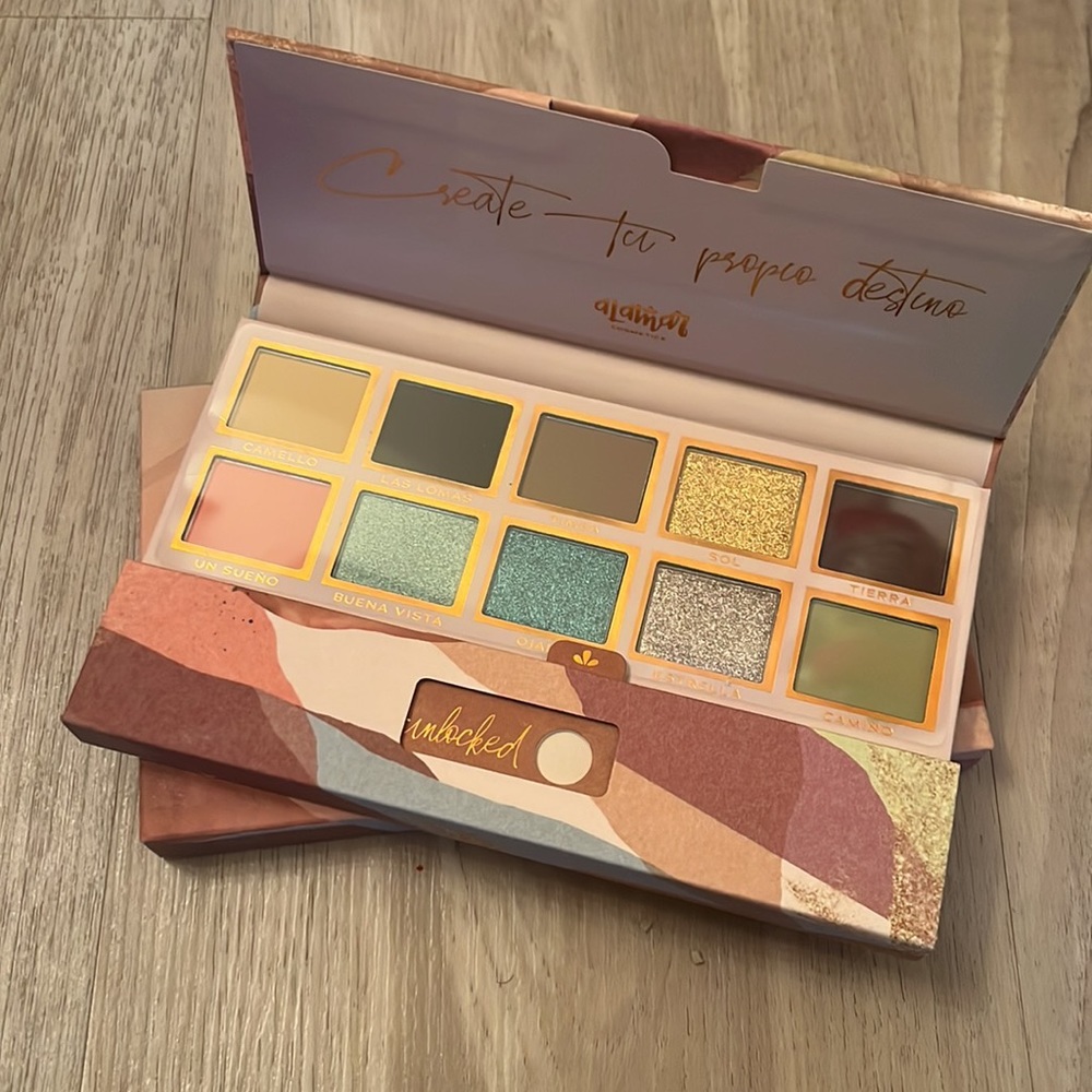 Palette - Picture 3 of 5